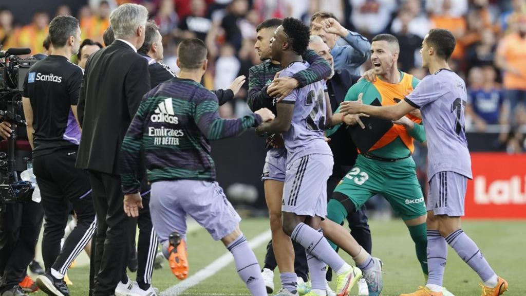 Imagen de la trifulca con Vinicius en el Valencia-Real Madrid
