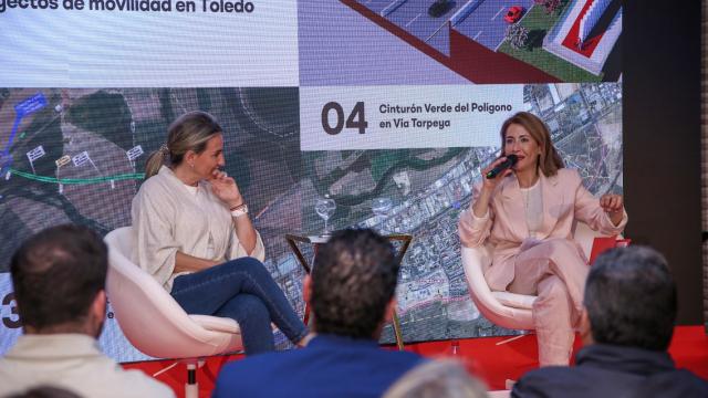 Milagros Tolón y Raquel Sánchez en un acto en Toledo. Foto: Twitter @raquelsjimenez.