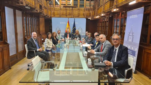 Firma del acuerdo retributivo entre el Gobierno y seis asociaciones de jueces y fiscales el pasado 23 de mayo/