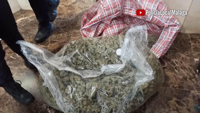 Marihuana incautada en un vehículo en Málaga capital.
