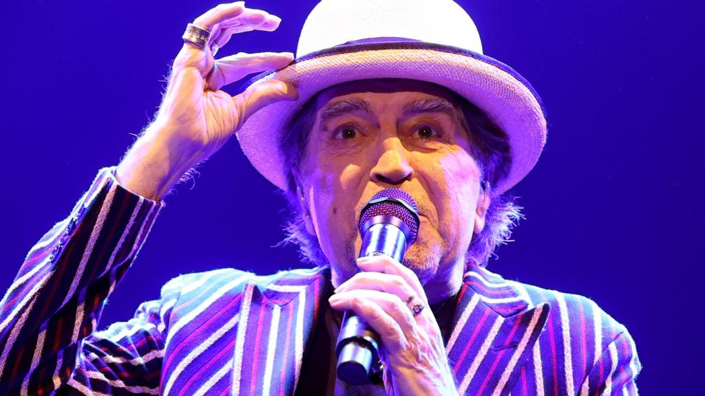 Joaquín Sabina durante el concierto en el WiZink Center de Madrid el 23 de mayo de 2023. Foto: Kiko Huesca / EFE