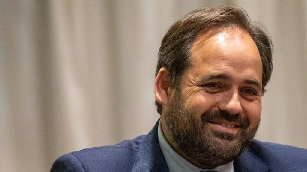 Paco Núñez considera que García-Page está blanqueando las políticas de Pedro Sánchez.
