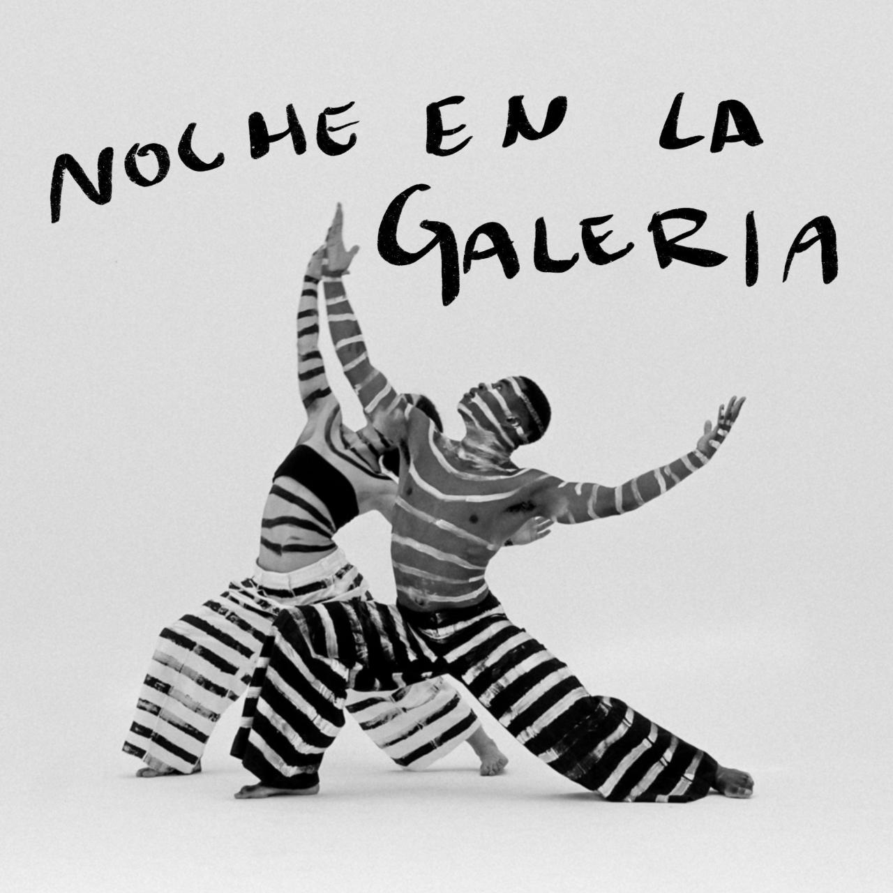 Noche en la Galería.