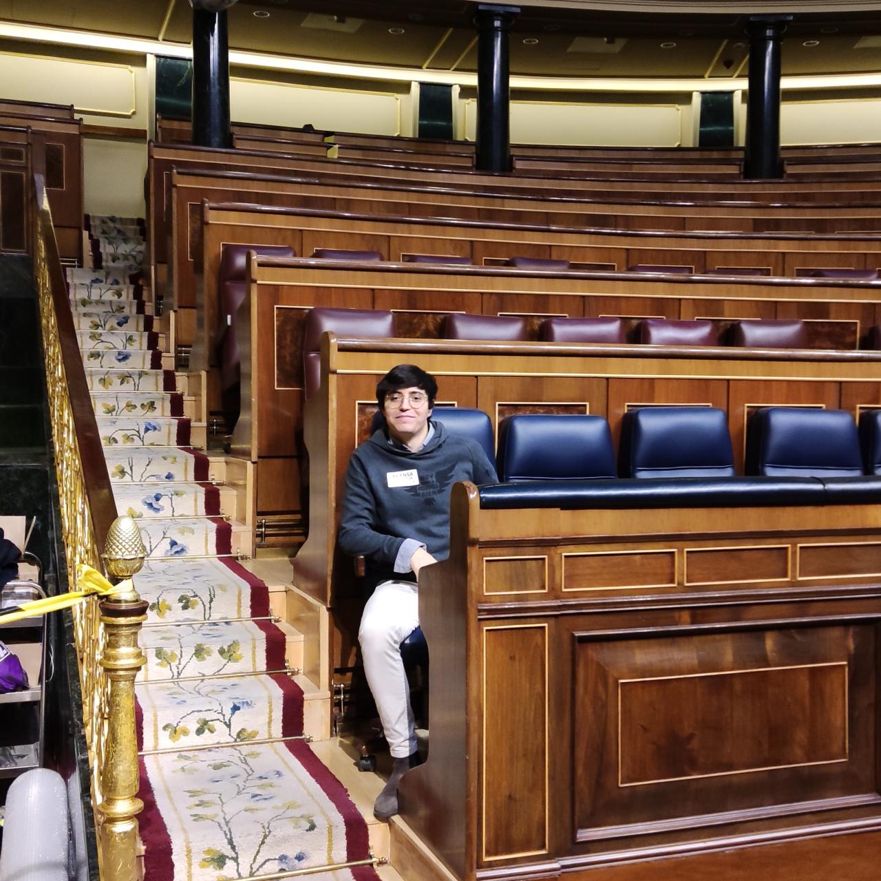 Álvaro Guzmán en el hemiciclo del Congreso.