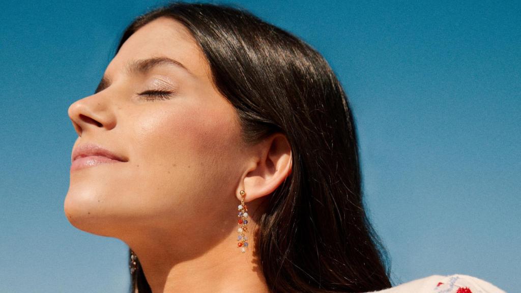 María García de Jaime con joyas de su nueva colección para Vidal & Vidal.