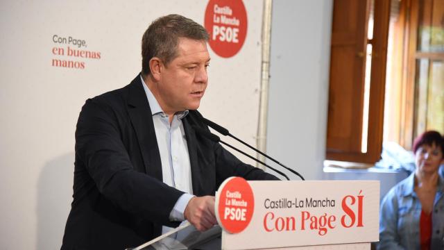 García-Page durante su intervención en el mitin de Cabanillas del Campo (Guadalajara).