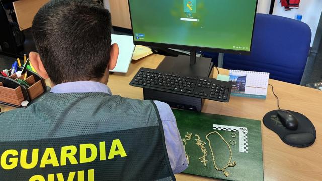 Foto de archivo de la Guardia Civil en otra detención por la técnica del abrazo cariñoso