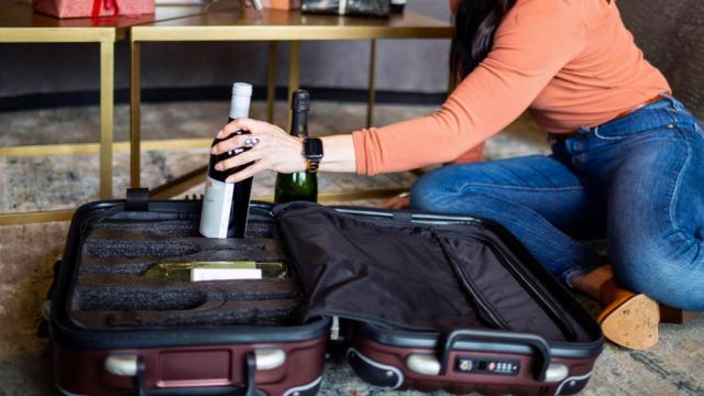 Llevar el vino en la maleta es fácil, si sabes cómo