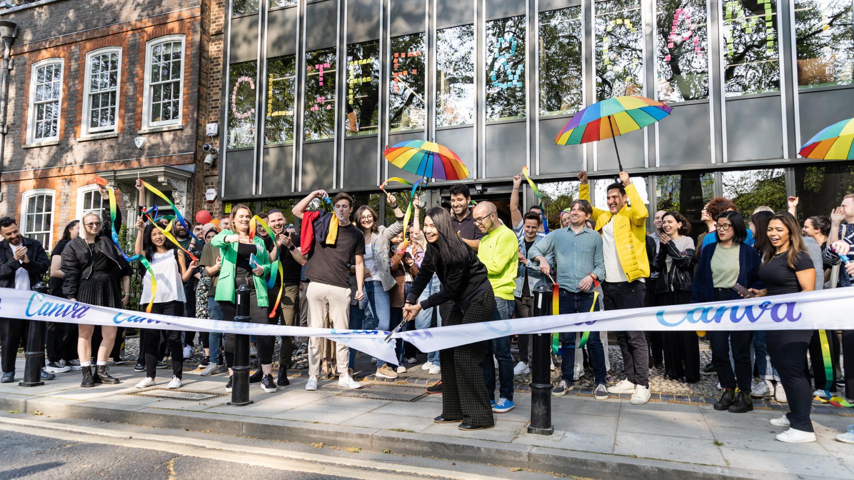 Inauguración de la oficina de Canva en Londres.