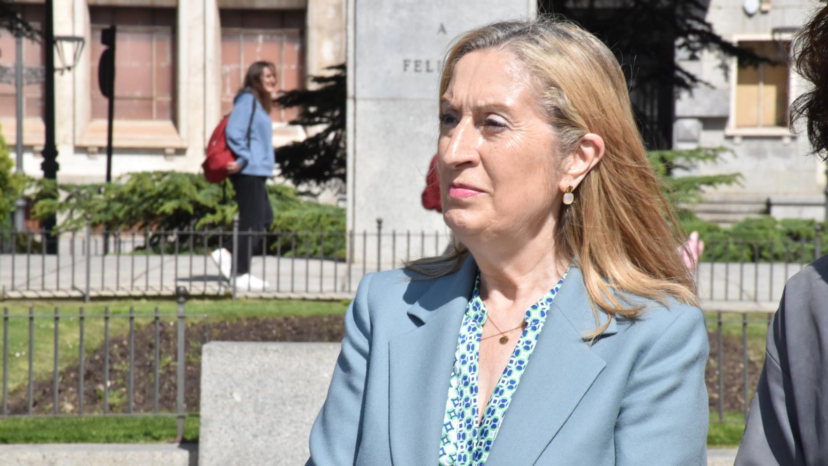 Ana Pastor