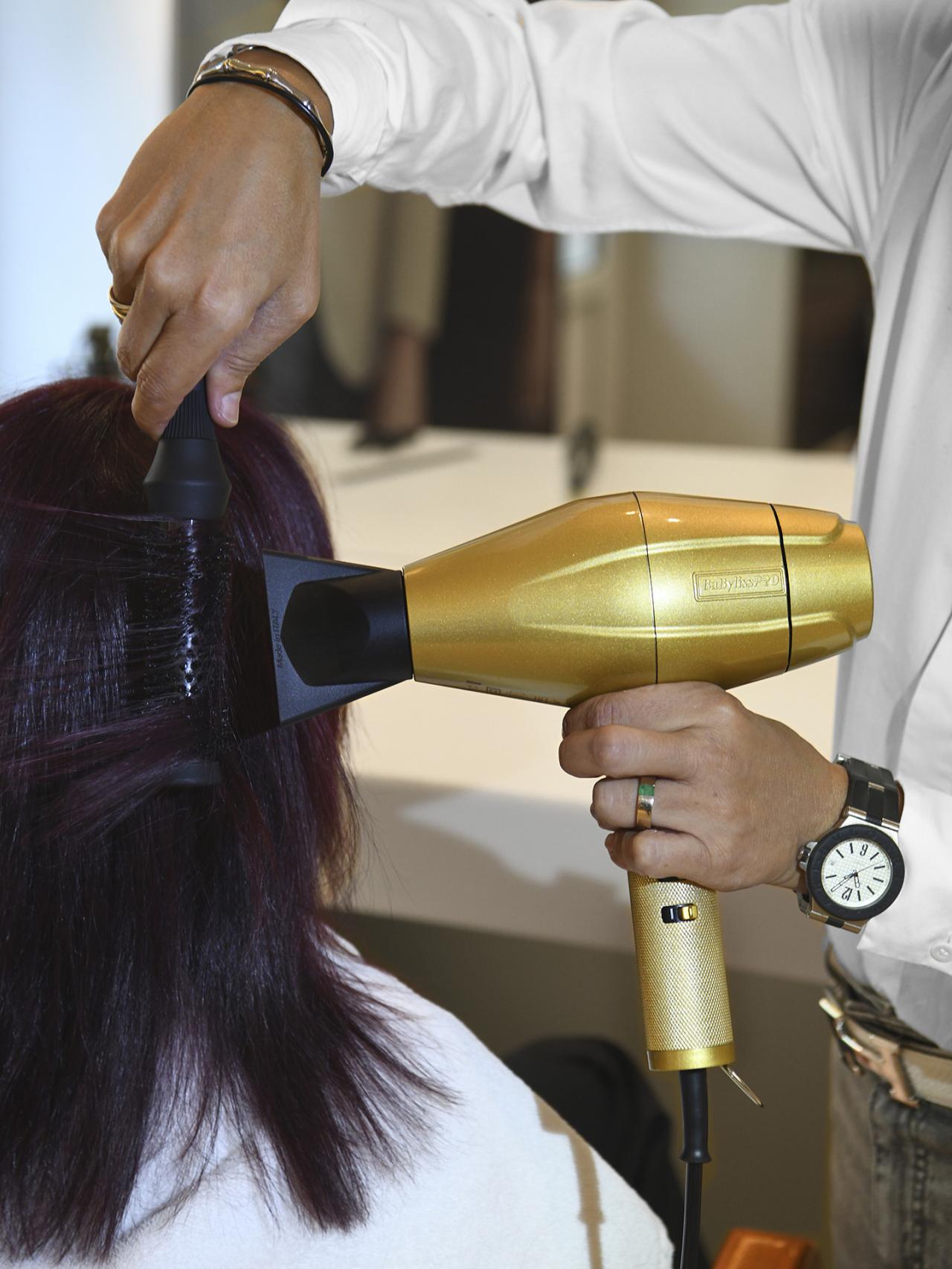 Secador y cepillo BaByliss Pro