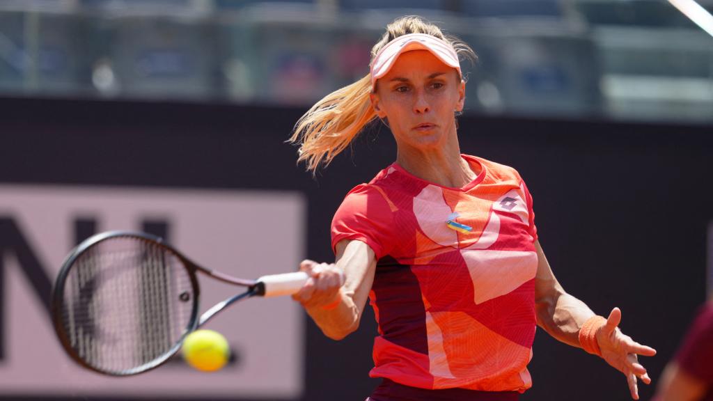 Lesia Tsurenko, durante un partido en el Masters 1000 de Roma.