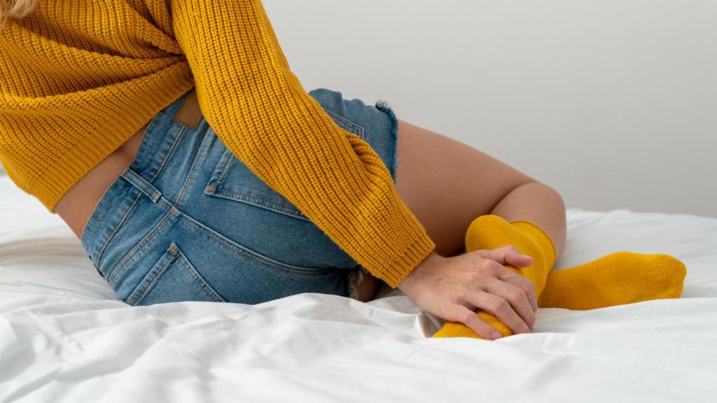 Así es el síndrome del calcetín tobillero que podría estar causando dolor en tus pies