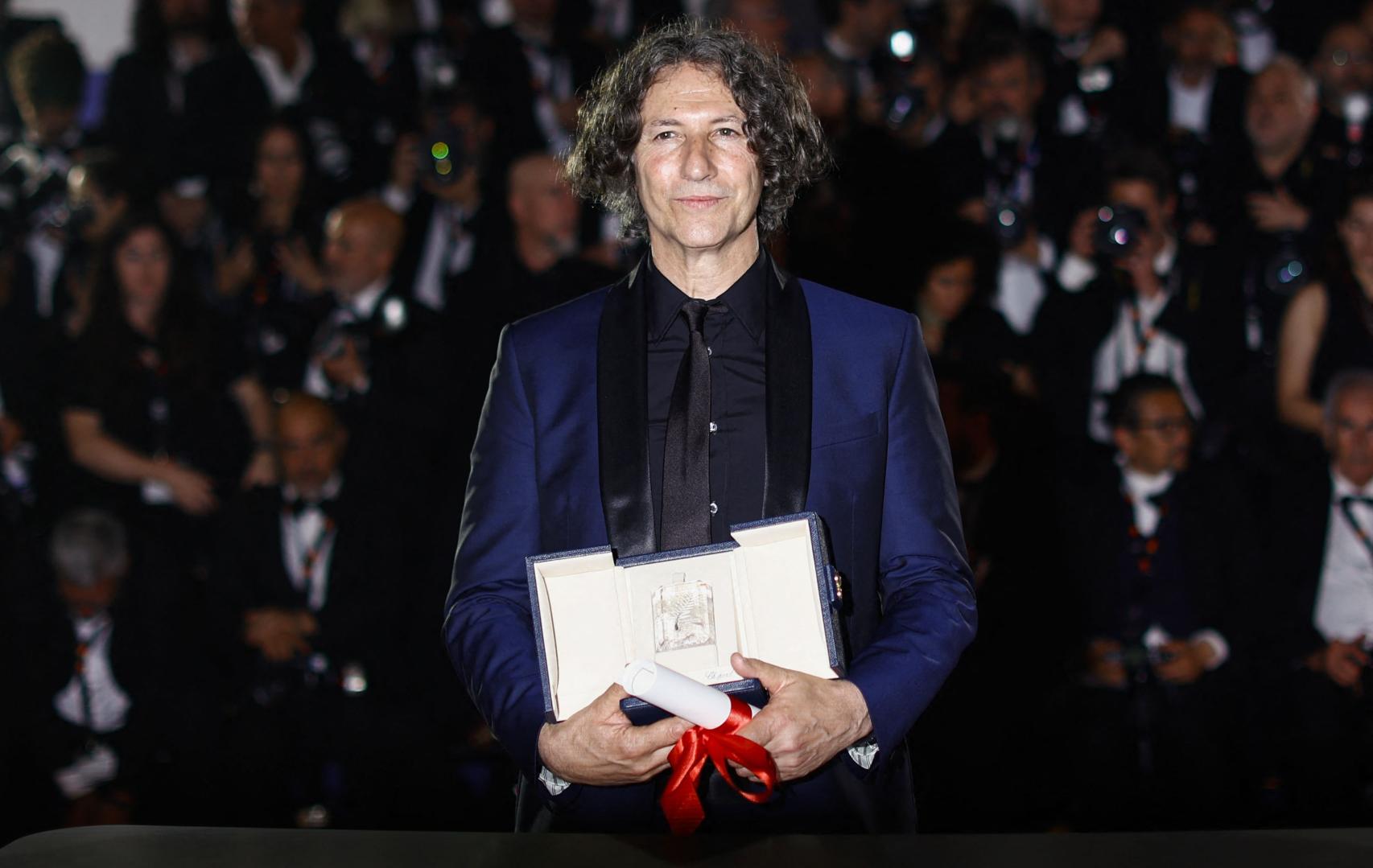 Jonathan Glazer, ganador del Gran Premio del Jurado con 'La zona de interés'.