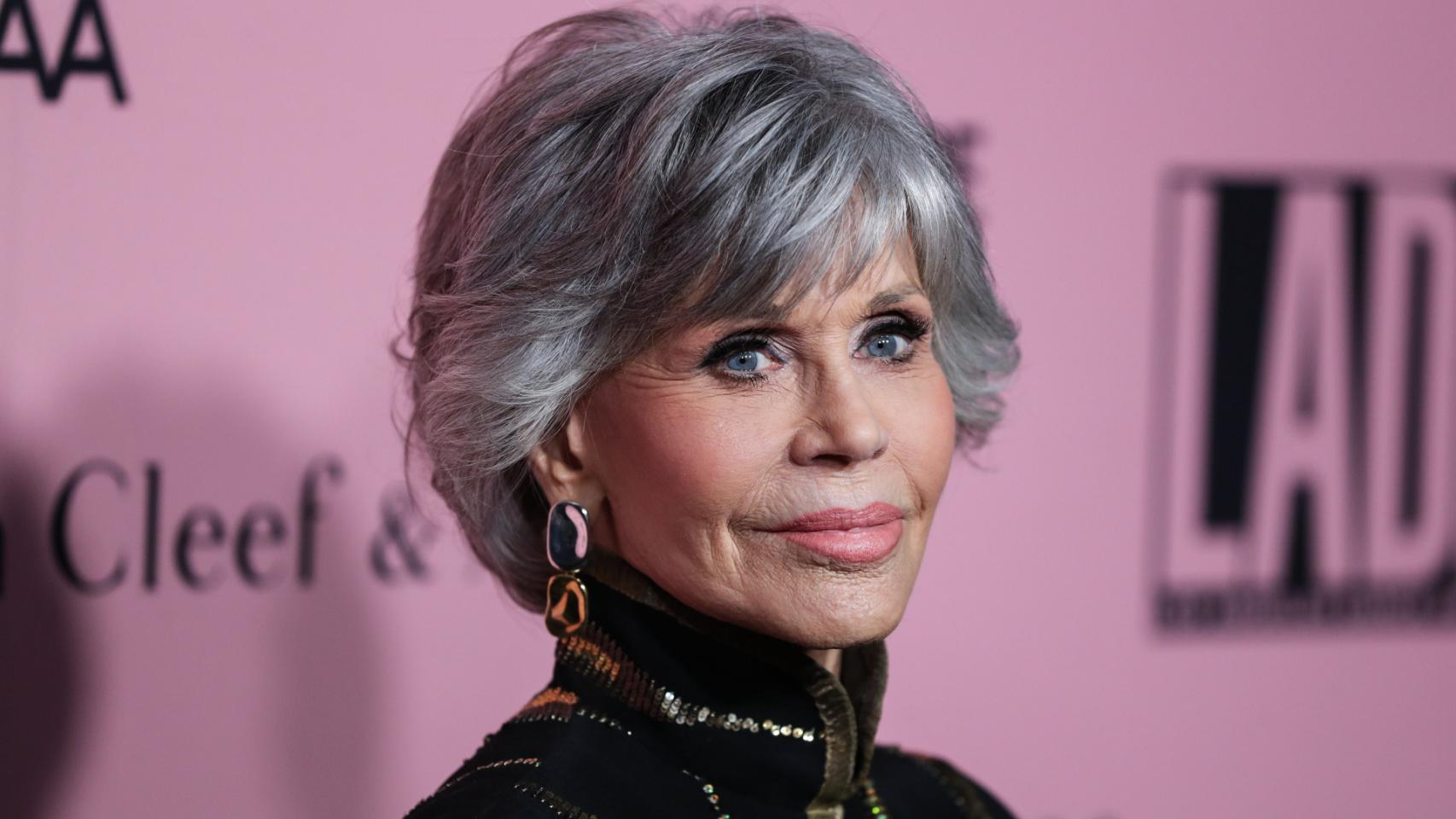 Jane Fonda: “Vivimos más que los hombres precisamente por las amistades entre nosotras”