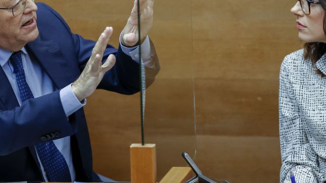 Ximo Puig y Aitana Mas en las Cortes valencianas, en imagen de archivo.