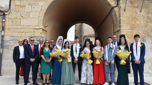 Camino a la ermita de reinas y galanes en Torrelobatón