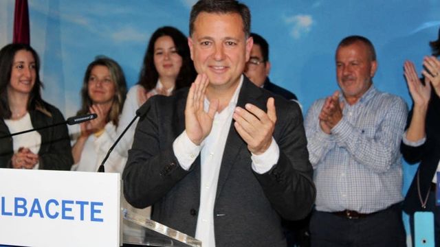 El popular Manuel Serrano volverá a la Alcaldía de Albacete.