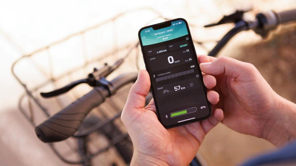 Todos los parámetros se pueden controlar desde una app específica