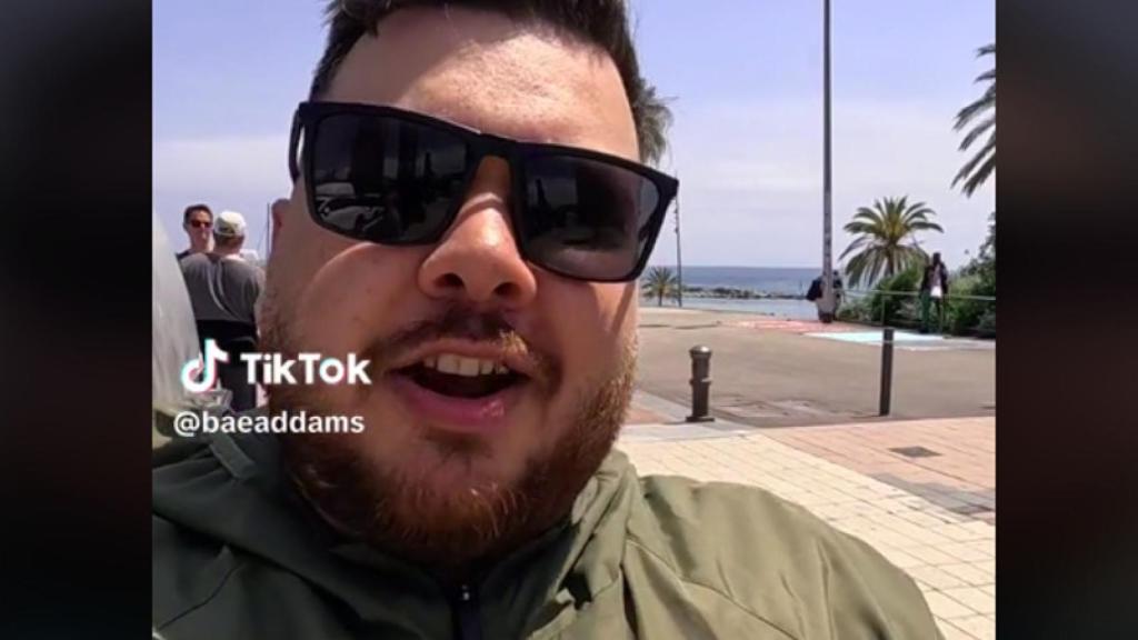 Captura del vídeo que se ha hecho viral en TikTok.