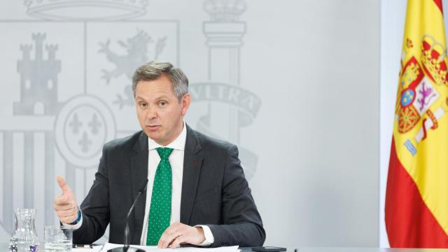 José Miñones, ministro de Sanidad, en el Palacio de la Moncloa.