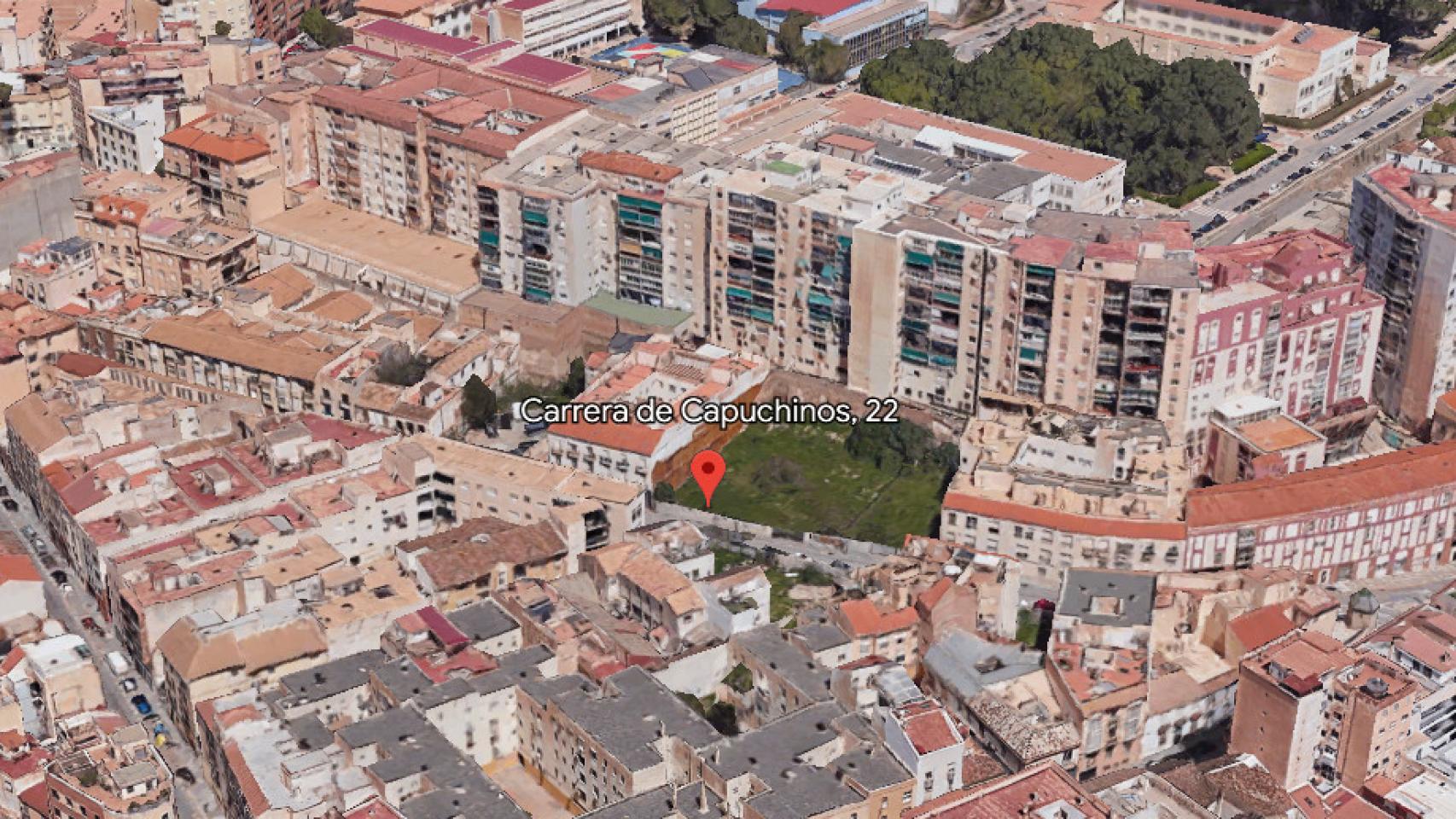 Vista de las parcelas de la calle Carrera de Capuchinos donde será construido el hotel.