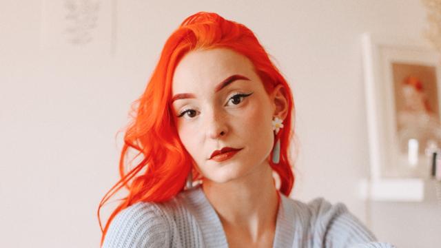 Eugenia Tenenbaum divulga contenidos con perspectiva de género en redes sociales.