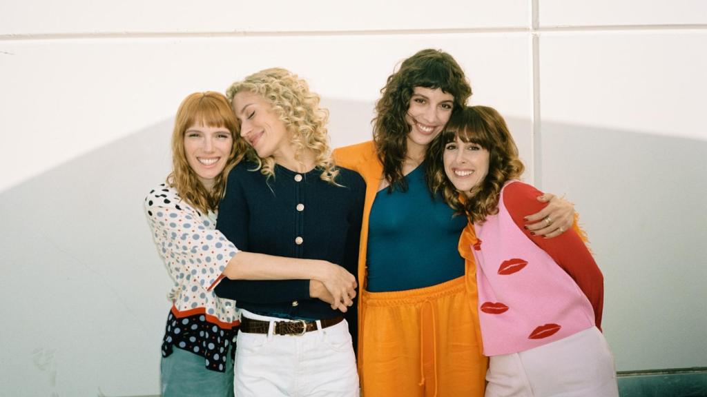 Diana Gómez, Teresa Riott, Silma López y Paula Malia, las protagonistas de 'Valeria'.