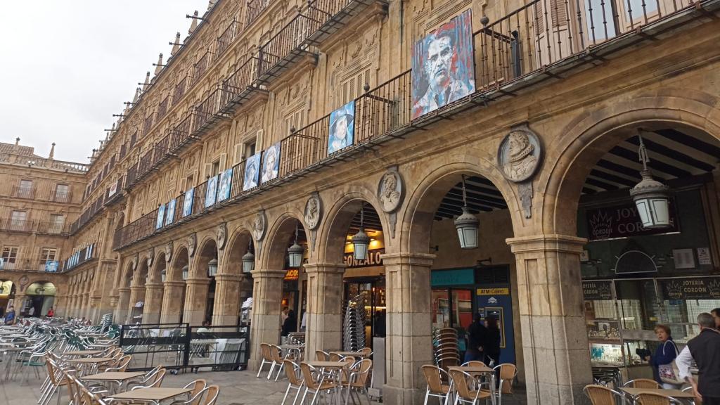 Exposición de Federico García Lorca en la Plaza Mayor de Salamanca