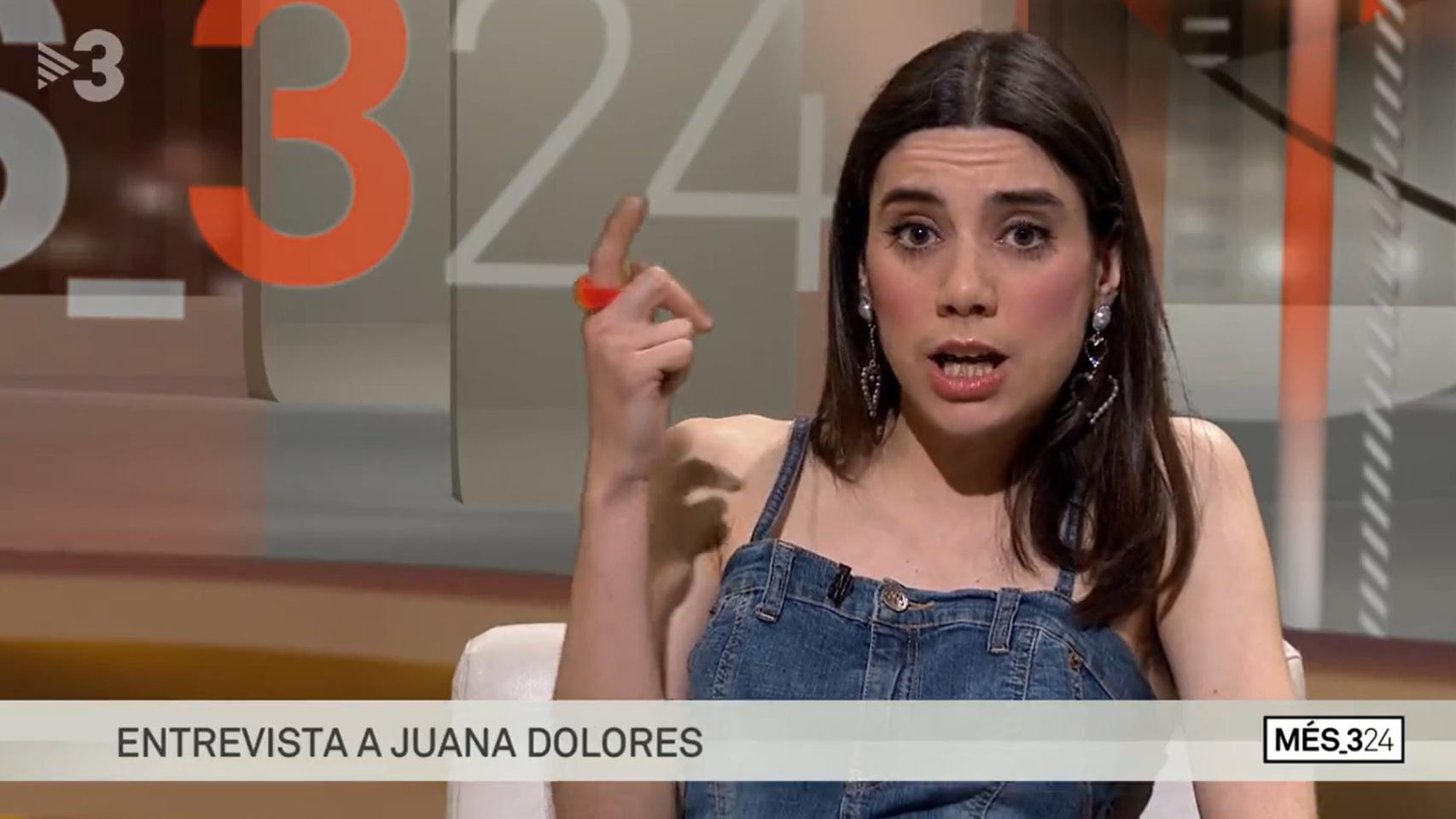 La escritora Juana Dolores revienta su entrevista en TV3: A ver si dimite el director y la cúpula de viejos
