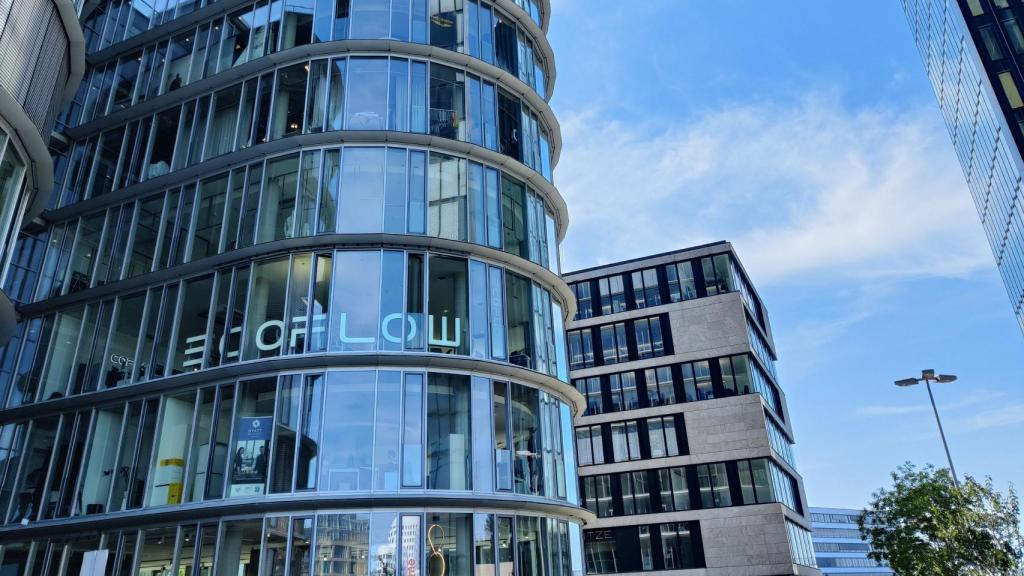 Fachada de la sede de EcoFlow en Düsseldorf