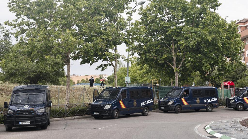 Furgones de Policía nacional