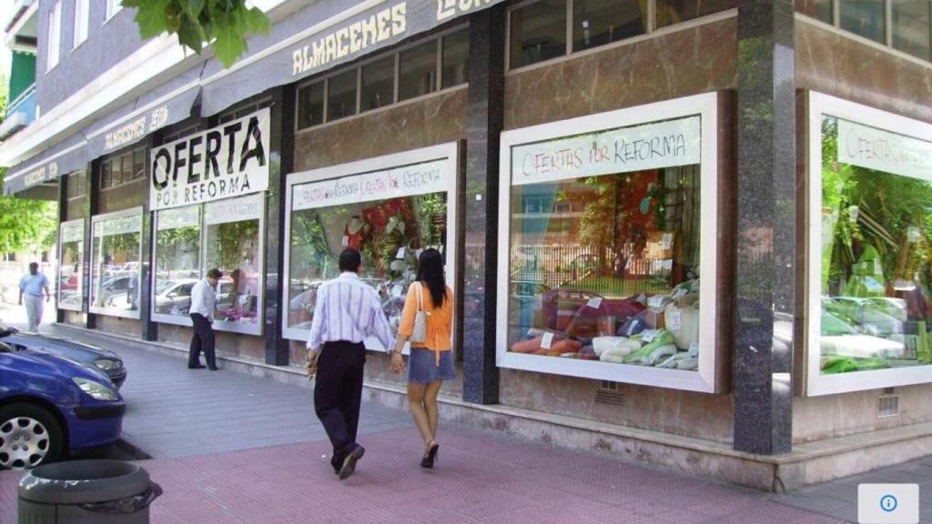 Imagen de la tienda de Almacenes León en Toledo que el año pasado cumplió 50 años