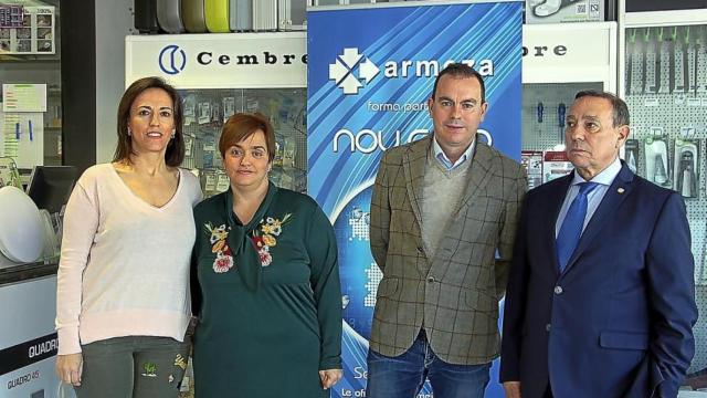 Raquel, Marta, Francisco y su padre José Antonio en Armeza