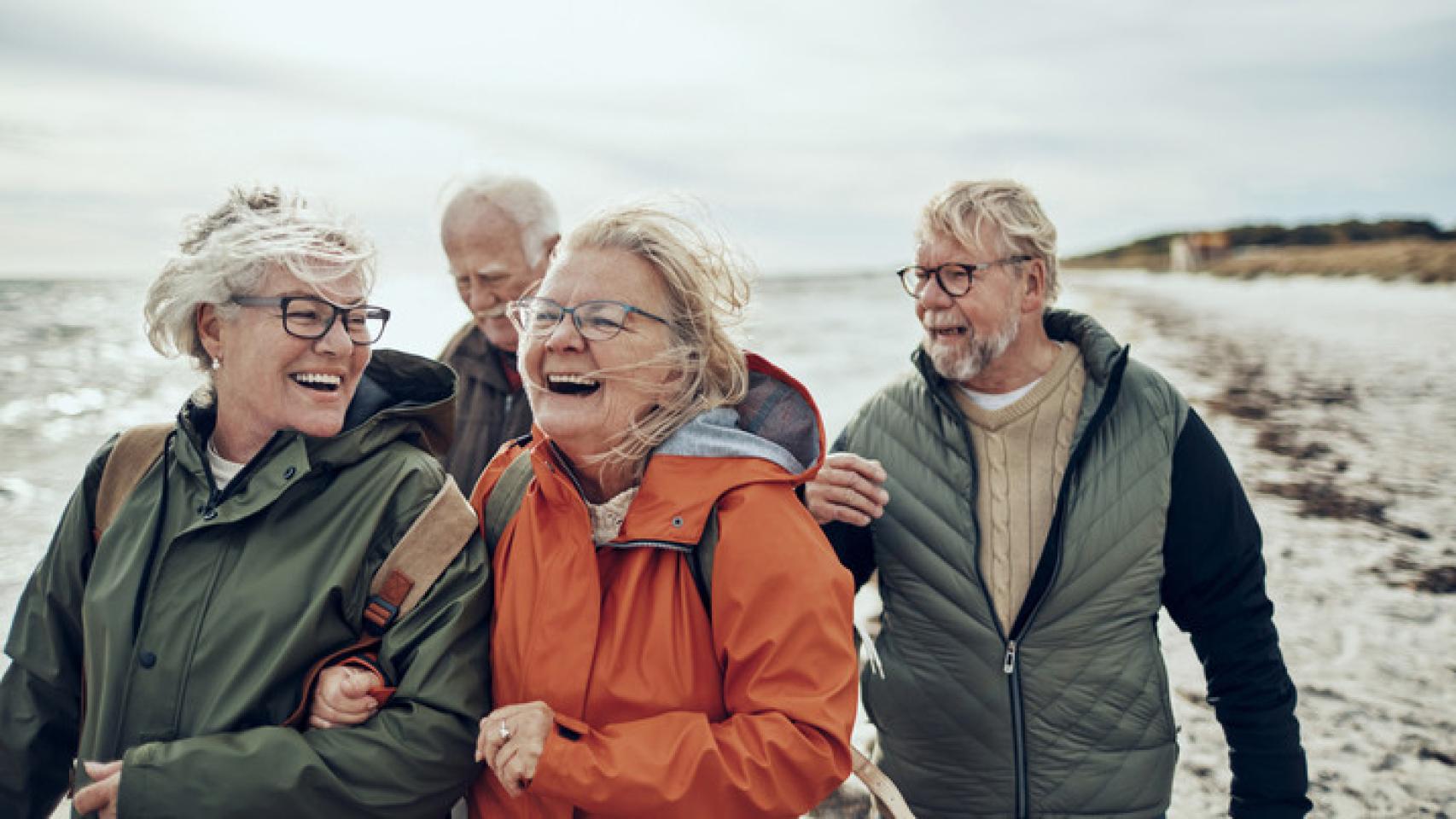 Un grupo de viajeros disfruta de los viajes del Imserso.
