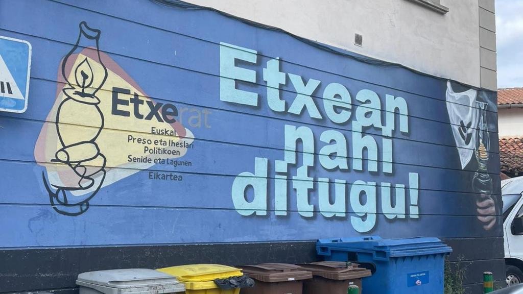 Uno de los murales del pueblo.