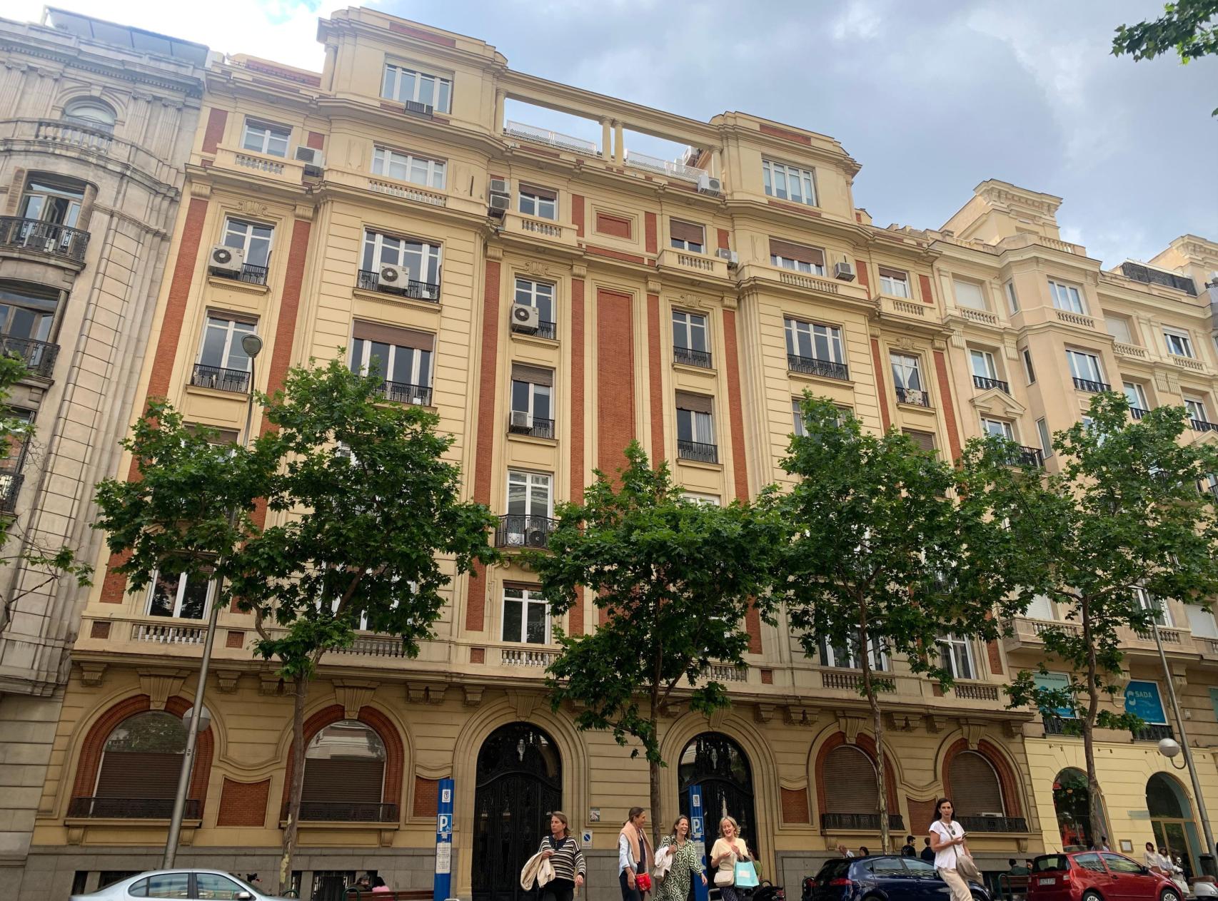 Número 53 de la calle Velázquez.