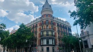 Una calle de Madrid desata la fiebre por el lujo: pisos de los bisnietos de Franco y el palacete de un marqués