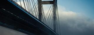 Niebla en el puente de Rande.