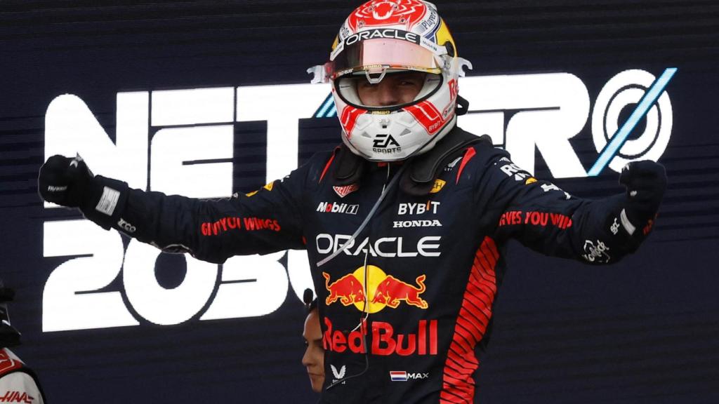 Verstappen celebra su victoria en el Gran Premio de España.