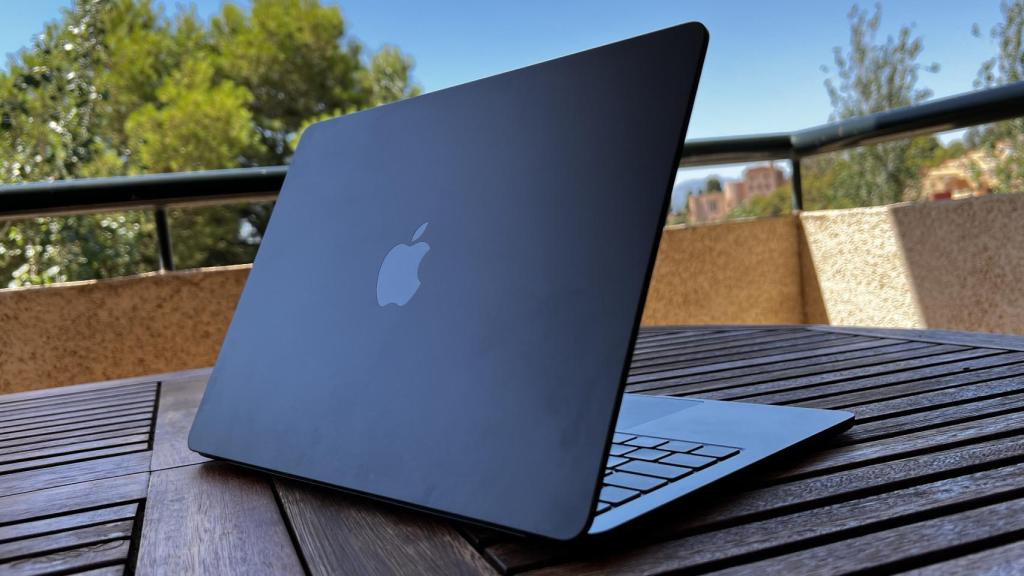 MacBook Air M2