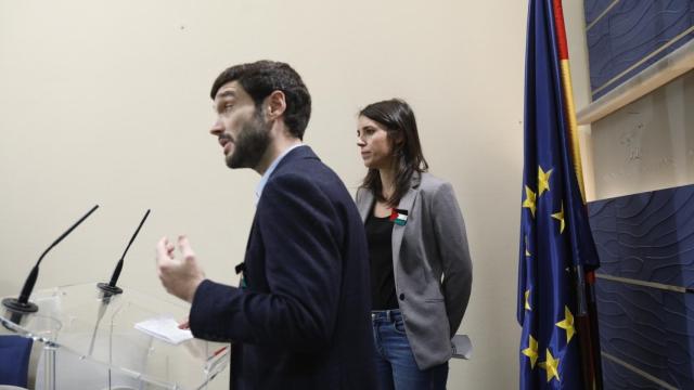Pablo Bustinduy junto a Irene Montero en 2017.