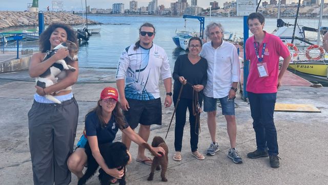 'Costa Blanca Pet Friendly': dos reconocidas influencers conocen Alicante con sus mascotas