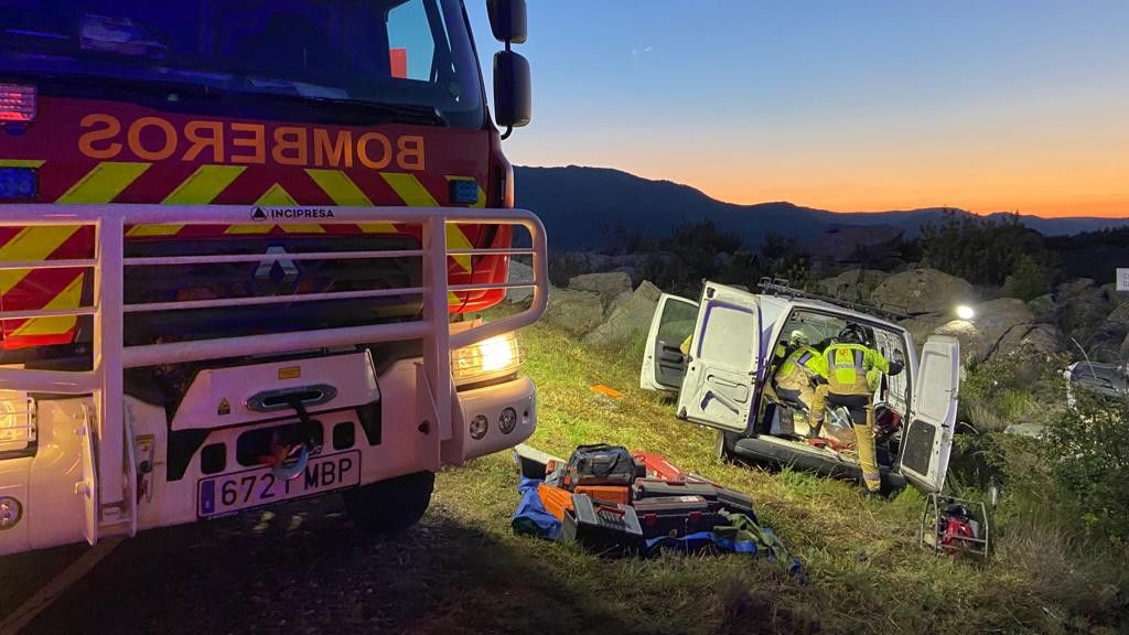 Accidente en la AV-905