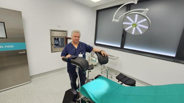 El doctor Enrique Pérez de la Blanca del Hospital Quirónsalud Málaga.