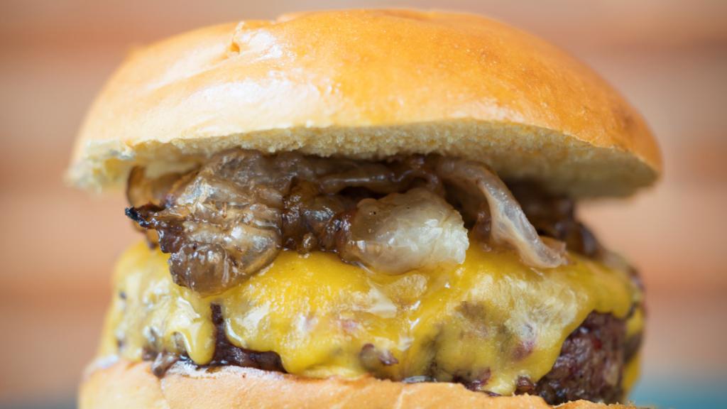 Bacon Juancheeseburger.