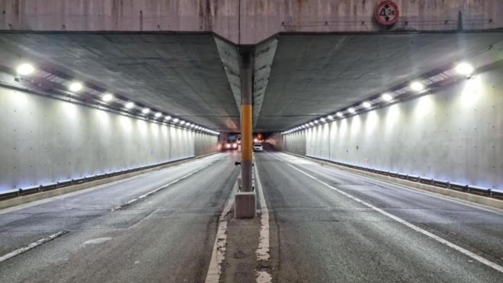 Túnel con hormigón fotocatalizador
