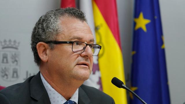 El consejero de Agricultura, Ganadería y Desarrollo Rural, Gerardo Dueñas, durante su rueda de prensa de este miércoles.