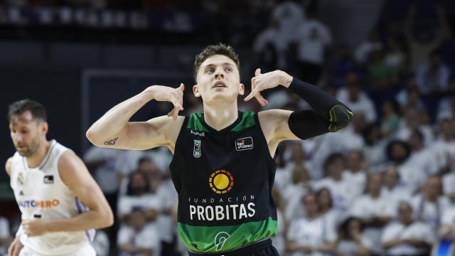 Kyle Guy celebra una canasta conseguida frente al Real Madrid.
