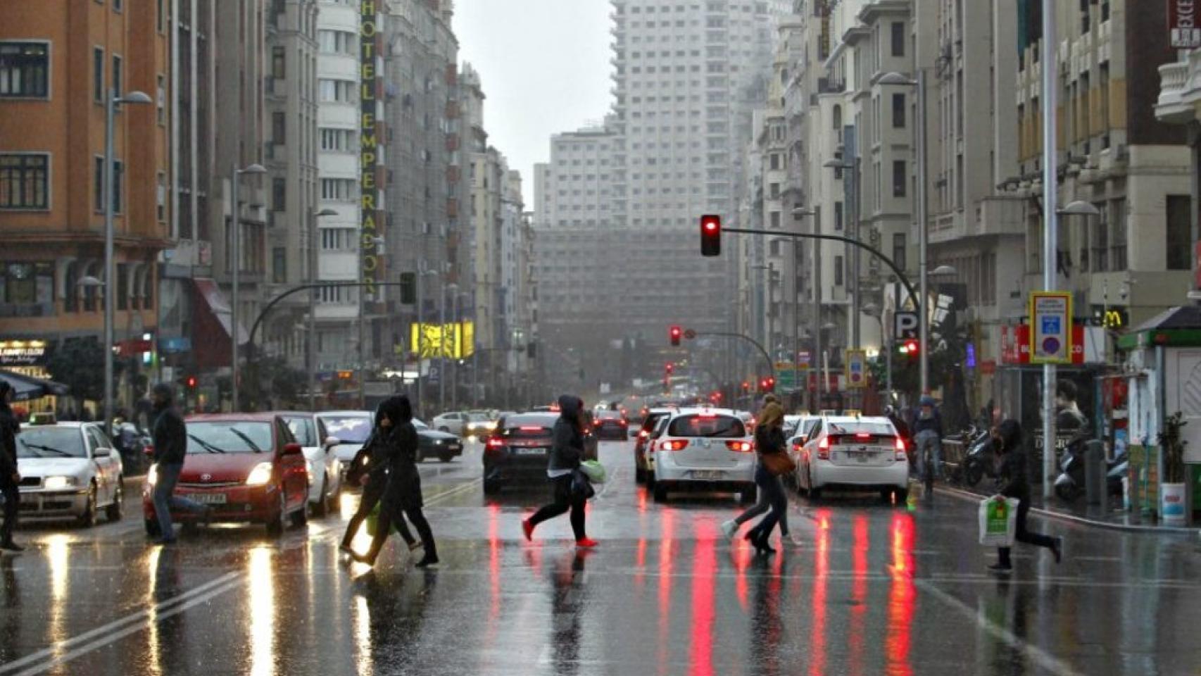 Alerta en Madrid: la borrasca Óscar trae días de lluvias antes del calor